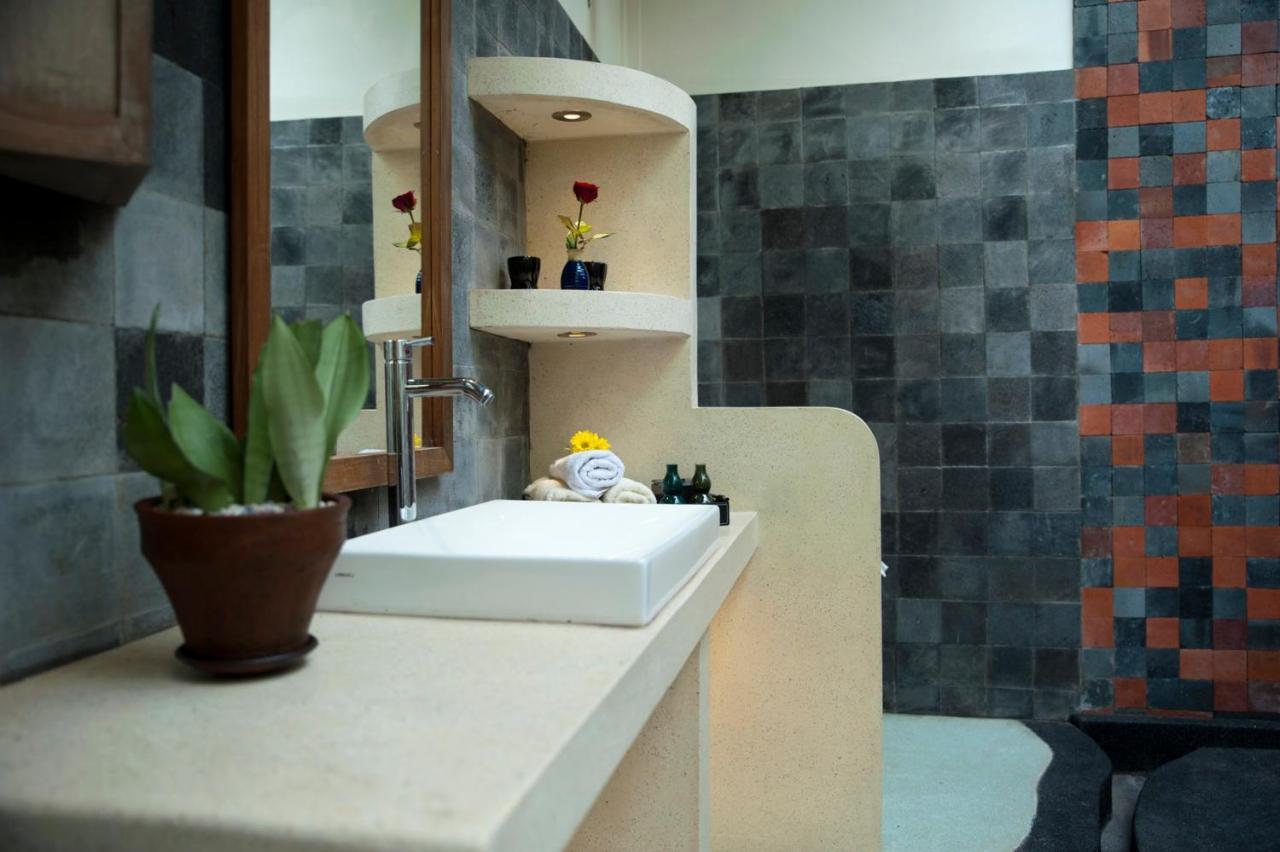 Villa Blue Steps Yogyakarta Dış mekan fotoğraf