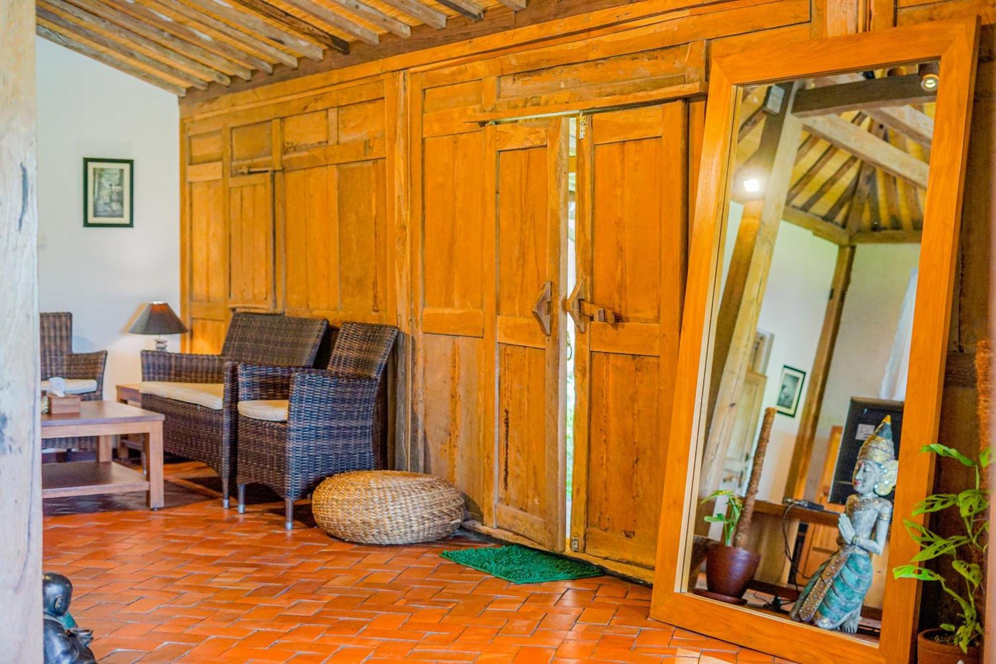 Villa Blue Steps Yogyakarta Dış mekan fotoğraf